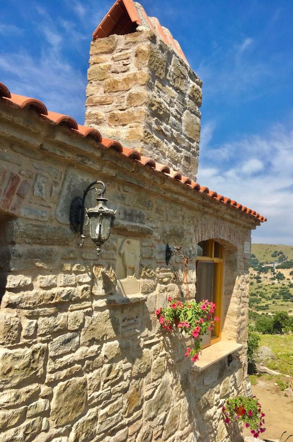 İmroz Sari Keci Tas Otel מראה חיצוני תמונה