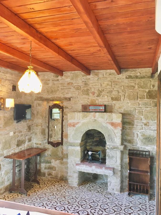 İmroz Sari Keci Tas Otel מראה חיצוני תמונה