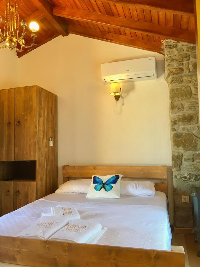 İmroz Sari Keci Tas Otel מראה חיצוני תמונה