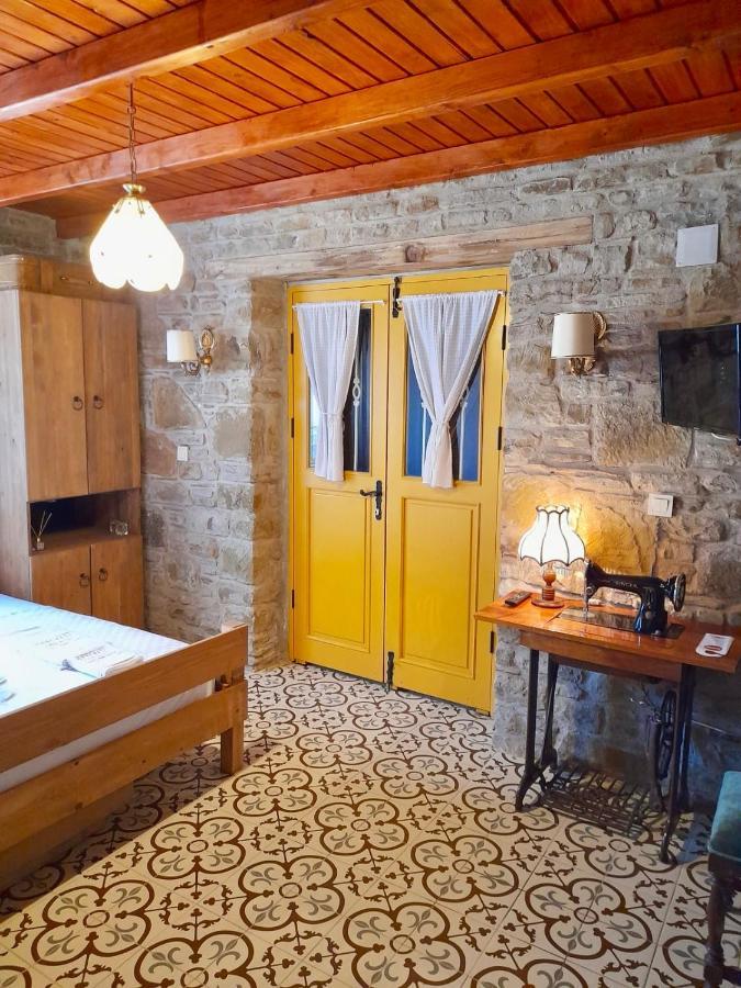 İmroz Sari Keci Tas Otel מראה חיצוני תמונה