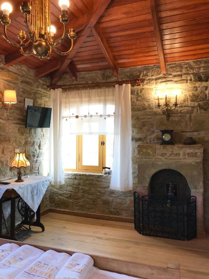 İmroz Sari Keci Tas Otel מראה חיצוני תמונה